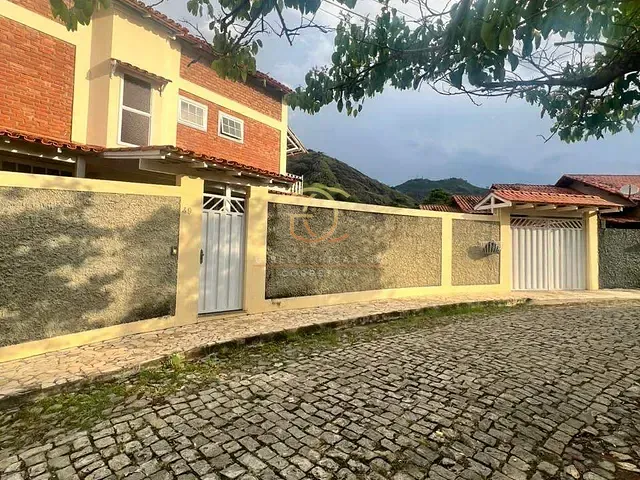 Casa 3 quartos e 4 banheiros, à venda, no bairro Torres Homem em Valença