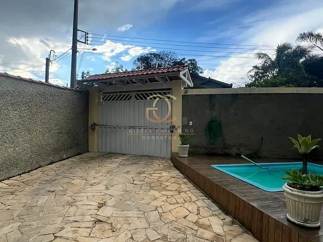 Casa 3 quartos e 4 banheiros, à venda, no bairro Torres Homem em Valença
