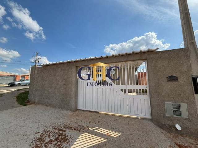 Casa com 280m² 2 quartos e 1 banheiro, para alugar, no bairro Pacaembú Bandeiras em Salto de Pirapora