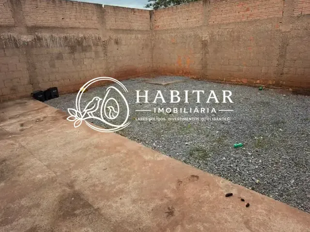 Casa 2 quartos e 1 banheiro, à venda, no bairro Nova Corumbá em Corumbá