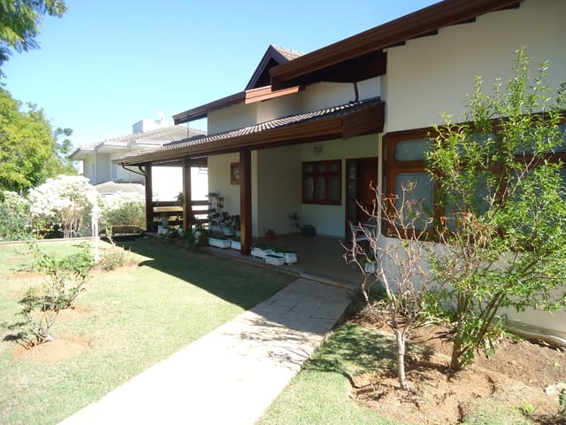 Casa com 512m² 4 quartos e 6 banheiros, à venda, no bairro Condominio Vista Alegre em Vinhedo
