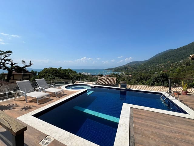 Casa 5 quartos e 4 banheiros, à venda, no bairro Santa Tereza em Ilhabela