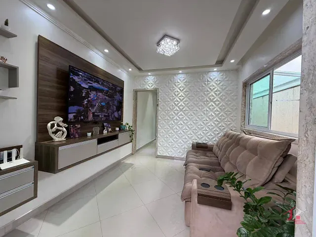 Casa 2 quartos e 2 banheiros, à venda, no bairro Jardim Suarão (Interior) em Itanhaém