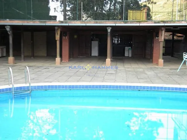 Casa com 3000m² 10 quartos e 10 banheiros, à venda, no bairro Cascata do Imbuí em Petrópolis