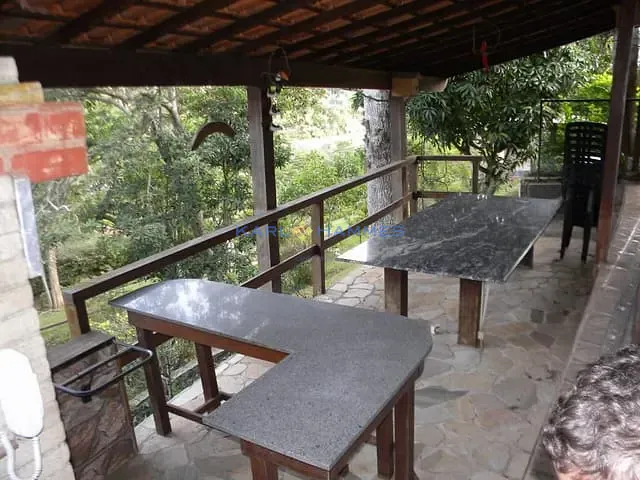 Casa com 3000m² 10 quartos e 10 banheiros, à venda, no bairro Cascata do Imbuí em Petrópolis
