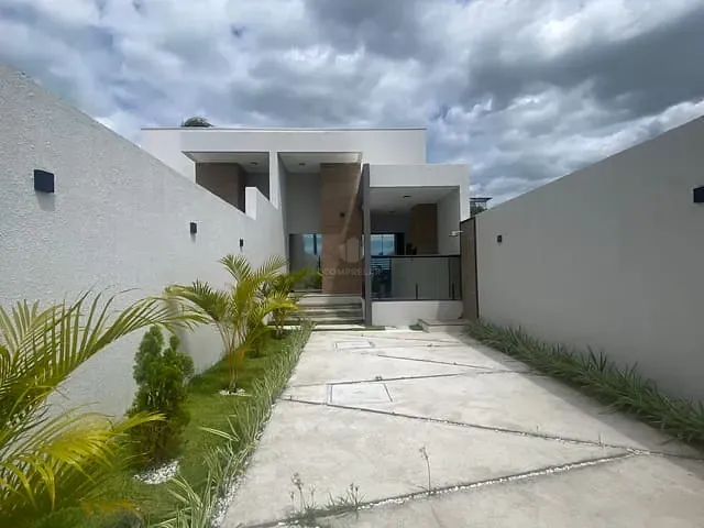 Casa com 200m² 4 quartos e 3 banheiros, à venda, no bairro Tabuba em Caucaia