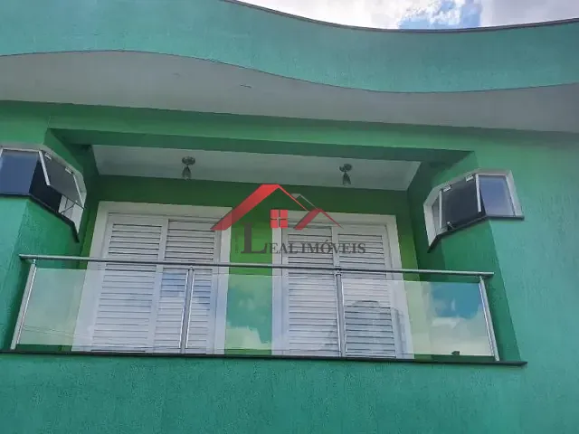 Casa com 360m² 4 quartos e 7 banheiros, à venda, no bairro Vila Bastos em Santo André