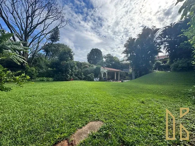 Casa à venda, no bairro Canaã em Londrina