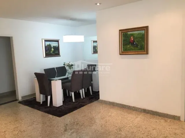 Casa com 700m² 4 quartos e 5 banheiros, à venda, no bairro Jardim Aracy em Mogi das Cruzes