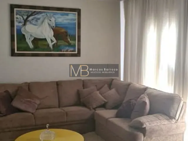 Casa com 300m² 4 quartos e 4 banheiros, à venda, no bairro Bandeirantes em Londrina