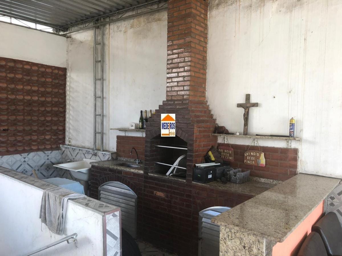 https://static.arboimoveis.com.br/CA0031_MEDEIR/casa-para-venda-em-sao-joao-de-meriti-dormitorios-suite-banheiros-vagas1629917126314wxsnh.jpg