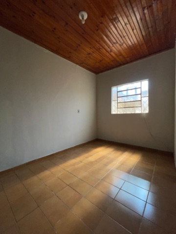 Casa com 255m² 4 quartos e 2 banheiros, à venda, no bairro Setor Centro Oeste em Goiânia