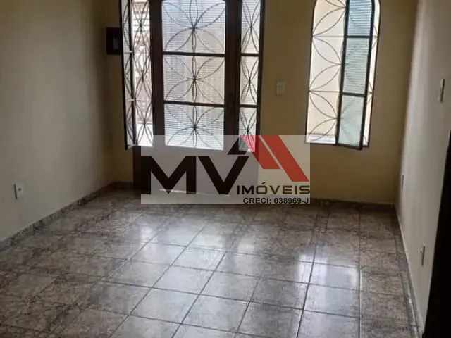 Casa com 300m² 3 quartos e 1 banheiro, para alugar, no bairro Alto de Pinheiros em Paulínia