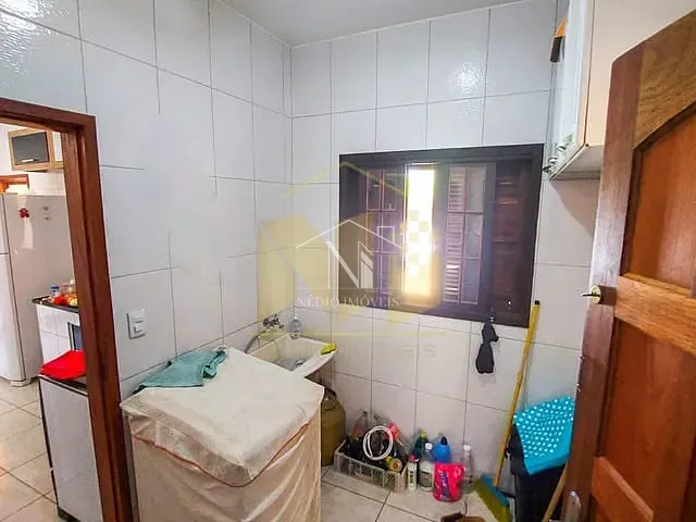 Casa com 2450m² 2 quartos e 2 banheiros, à venda, no bairro Ubatiba em Maricá