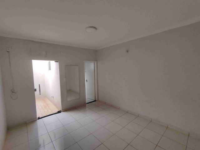 Casa 3 quartos e 3 banheiros, à venda, no bairro Jardim Residencial Ana Luiza em Fernandópolis