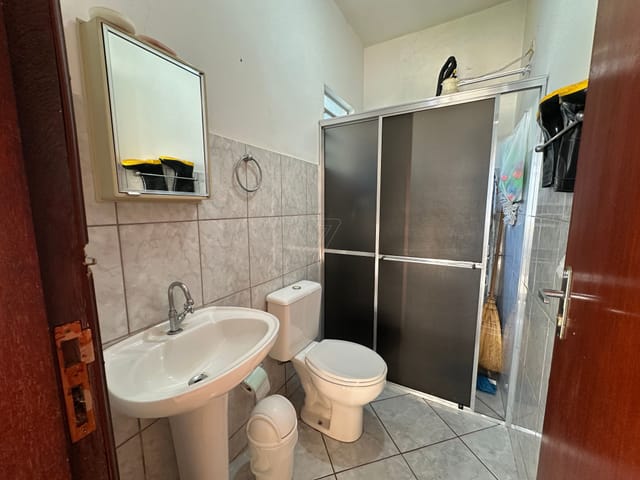 Casa com 337m² 3 quartos e 3 banheiros, à venda, no bairro Ouro Verde em Londrina