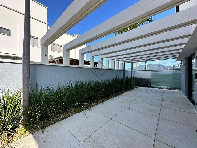 Casa 6 quartos e 5 banheiros, à venda, no bairro Barra em Balneário Camboriú