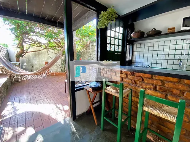 Casa com 100m² 2 quartos e 2 banheiros, à venda, no bairro manguinhos em Armação dos Búzios