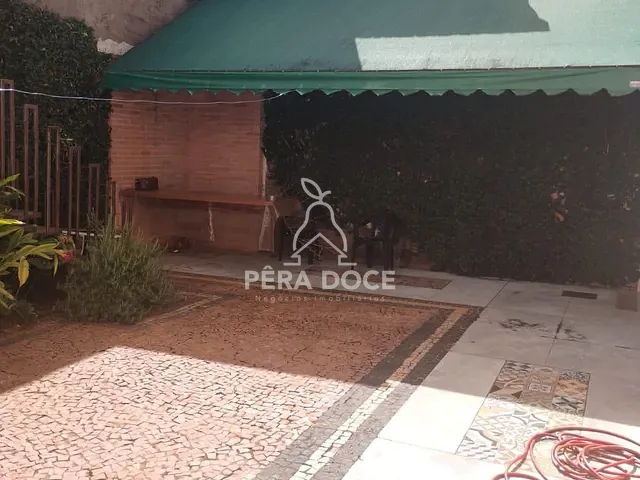 Casa com 286m² 4 quartos e 3 banheiros, à venda, no bairro Conjunto Guanabara em Uberaba