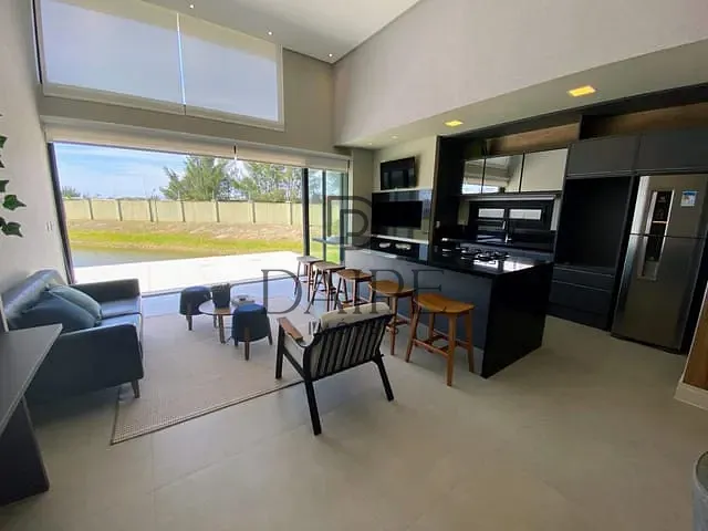Casa com 450m² 4 quartos e 5 banheiros, à venda, no bairro Marina em Xangri-Lá