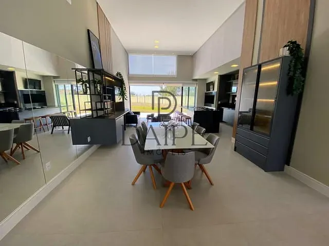 Casa com 450m² 4 quartos e 5 banheiros, à venda, no bairro Marina em Xangri-Lá