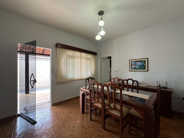 Foto do Casa - Casa com 3 dormitórios à venda, 364 m² por R$ 590.000 - Setor Araxa - Jussara/GO | Portfolio Imóveis