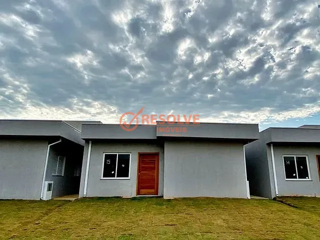 Casa 3 quartos e 2 banheiros, à venda, no bairro VAL PARAÍBA em Guararema