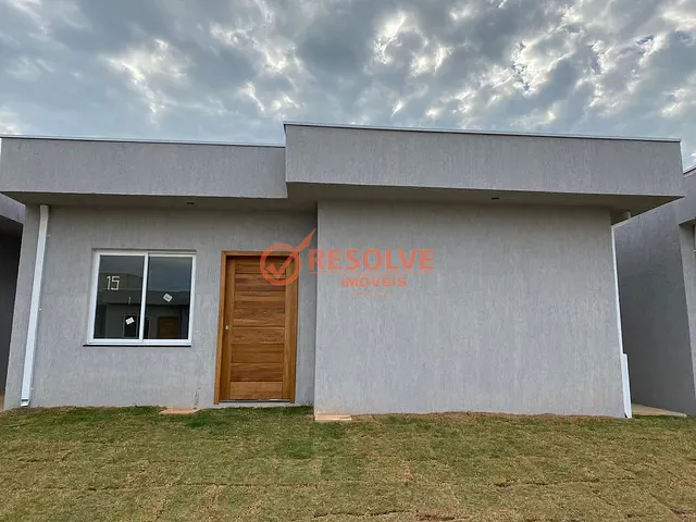 Casa 3 quartos e 2 banheiros, à venda, no bairro VAL PARAÍBA em Guararema