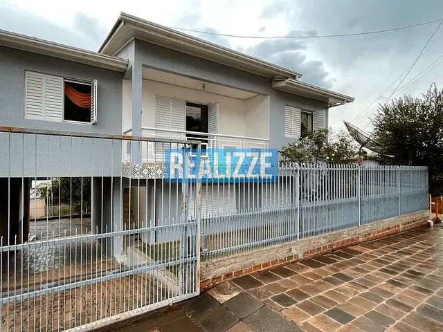 Casa com 360m² 5 quartos e 1 banheiro, à venda, no bairro Santa Isabel em Marau