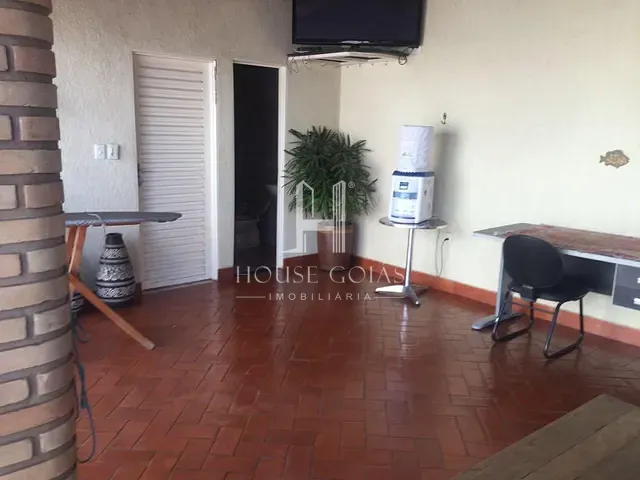 Sobrado com 385m² 4 quartos e 4 banheiros, à venda, no bairro Jardim Europa em Goiânia