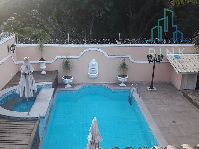 Casa com 1000m² 4 quartos e 5 banheiros, à venda, no bairro Sape em Niterói