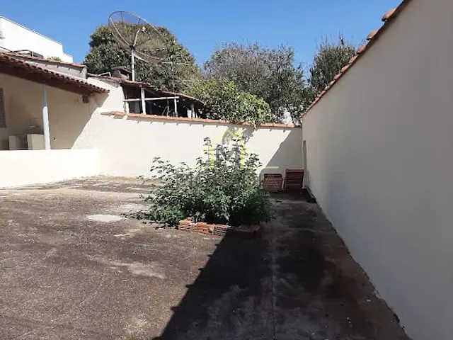 Casa com 180m² 1 quarto e 1 banheiro, para alugar, no bairro Jardim Nova guaxupé em Guaxupé