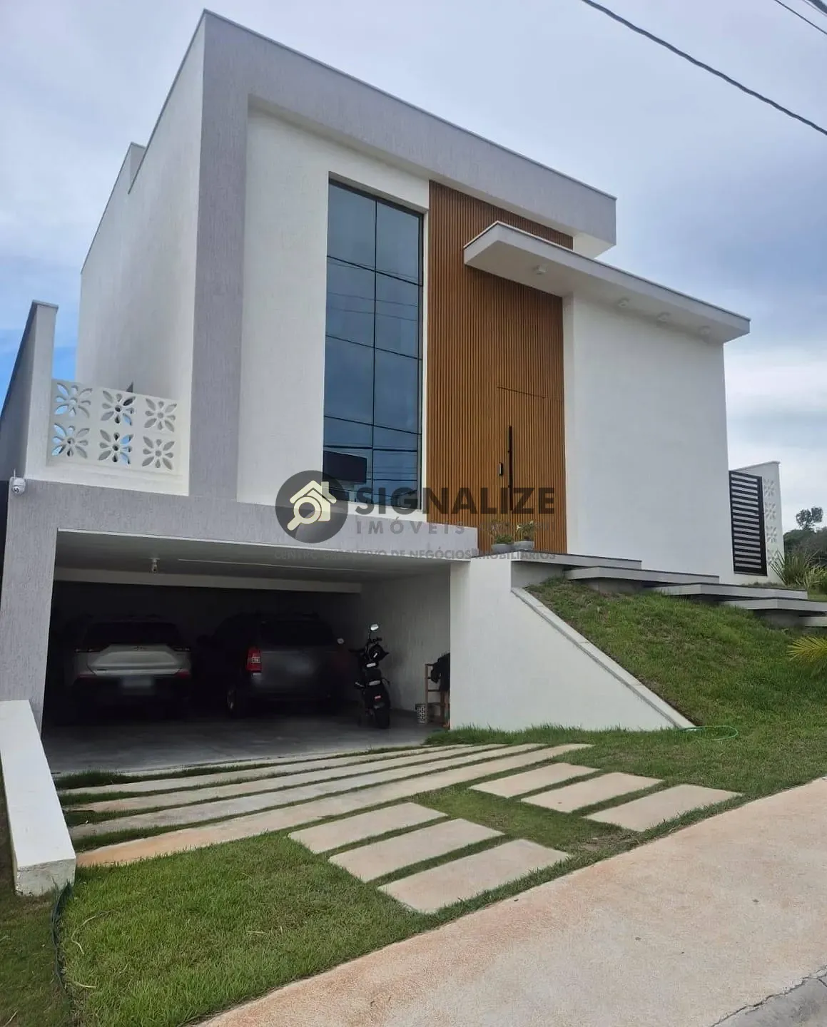 Casa, 4 quartos, 190 m² - Foto 1