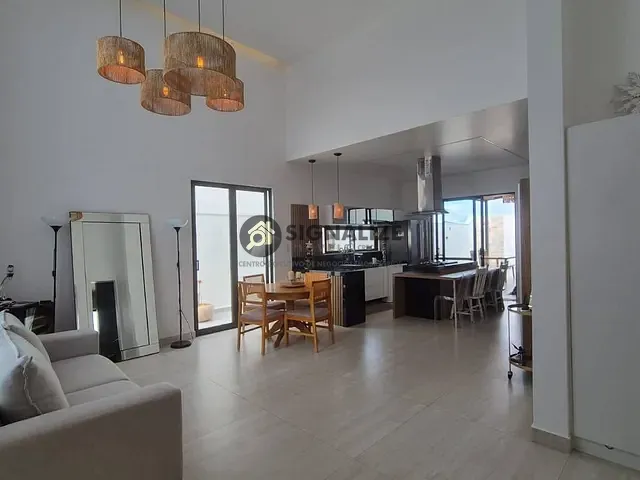 Casa 4 quartos e 4 banheiros, à venda, no bairro Nova São Pedro em São Pedro da Aldeia