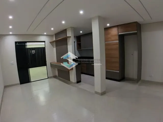 Casa com 209m² 3 quartos e 3 banheiros, à venda, no bairro Centro em Jacarezinho