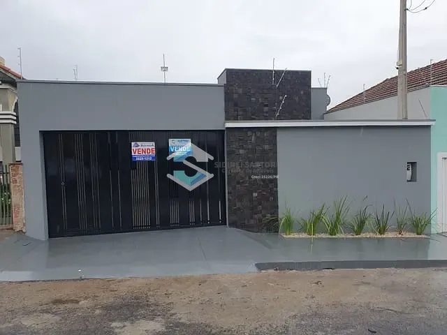 Casa com 209m² 3 quartos e 3 banheiros, à venda, no bairro Centro em Jacarezinho