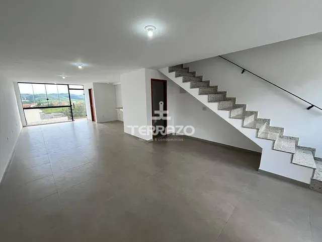 Casa com 150m² 3 quartos e 1 banheiro, à venda, no bairro Jardim Belvedere em Volta Redonda