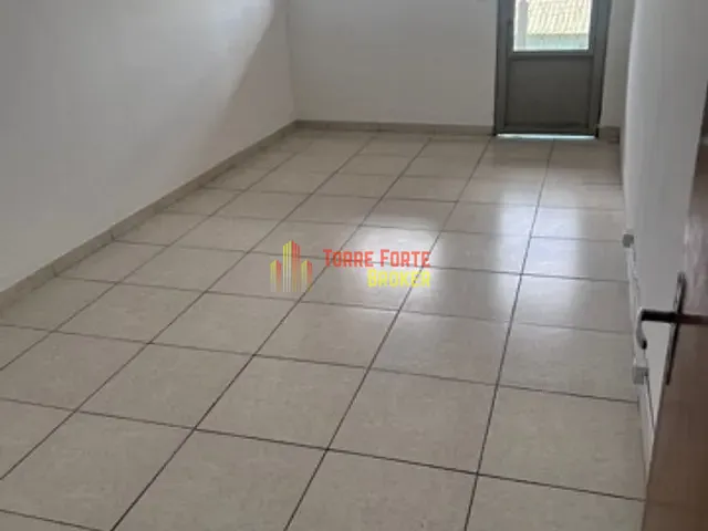 Casa com 60m² 3 quartos e 1 banheiro, para alugar, no bairro Carajás em Contagem