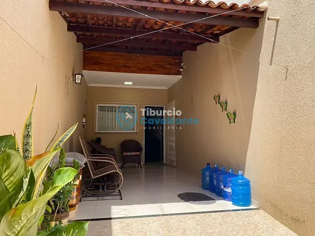 Casa à venda, no bairro Luzardo Viana em Maracanaú