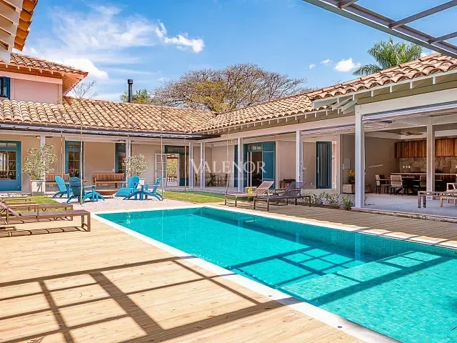 Casa com 6200m² 5 quartos e 6 banheiros, à venda, no bairro Condomínio Quinta da Baroneza em Bragança Paulista