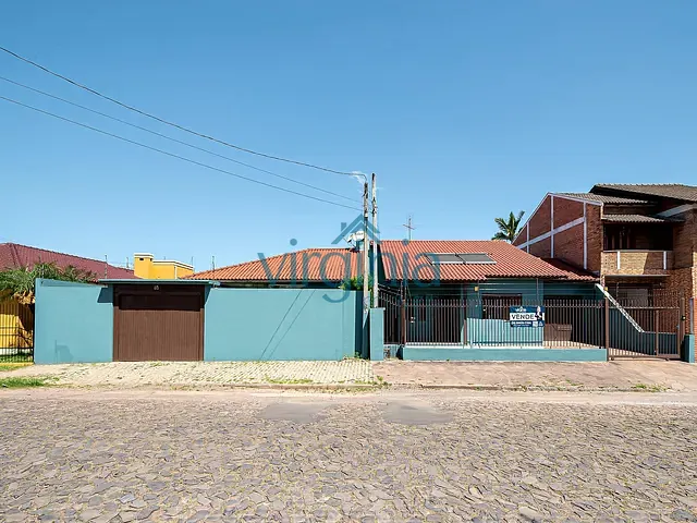 Casa com 660m² 2 quartos e 4 banheiros, à venda, no bairro Scharlau em São Leopoldo