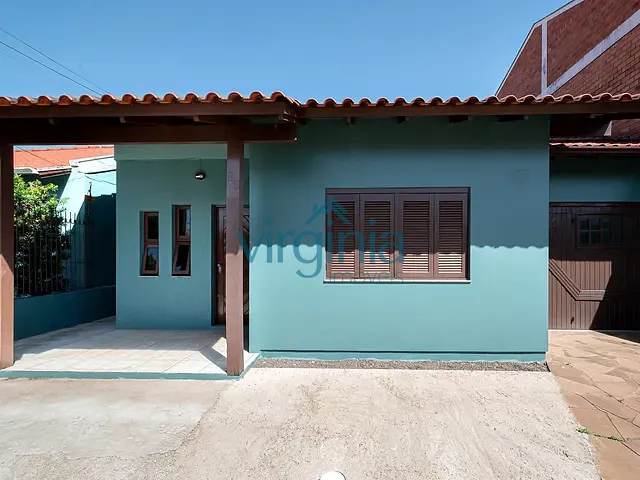 Casa com 660m² 2 quartos e 4 banheiros, à venda, no bairro Scharlau em São Leopoldo