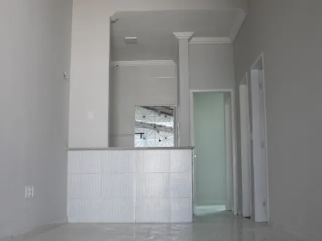 Casa 2 quartos e 2 banheiros, para alugar, no bairro Antônio Carlos Belchior em Sobral