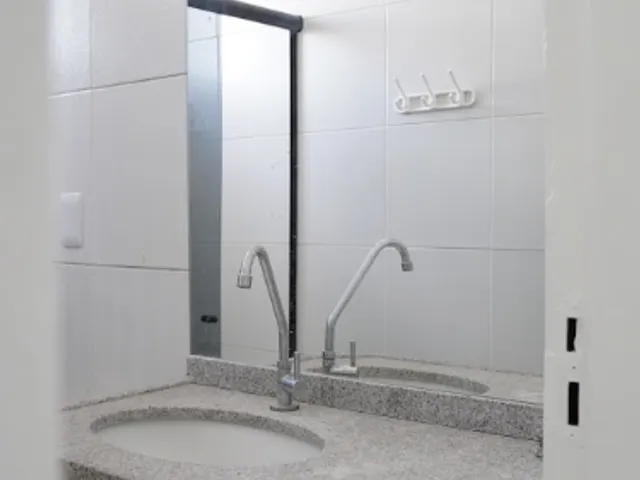 Casa 2 quartos e 2 banheiros, para alugar, no bairro Antônio Carlos Belchior em Sobral