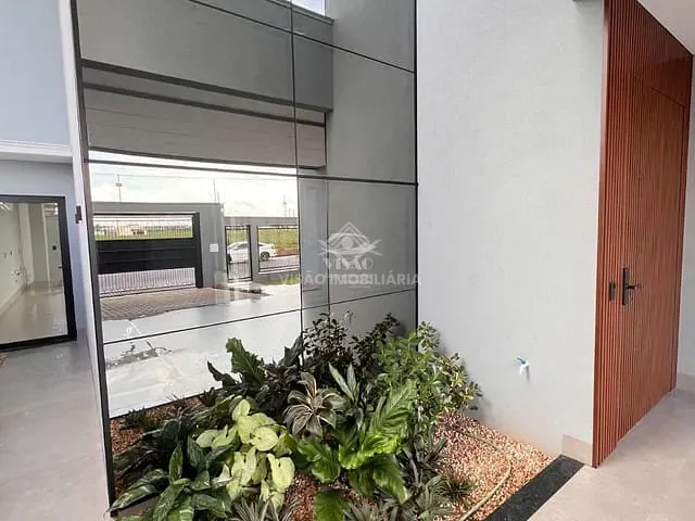 Casa com 420m², à venda, no bairro Recanto Suiço em Sinop