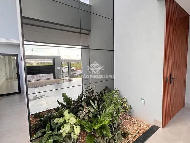 Casa com 420m², à venda, no bairro Recanto Suiço em Sinop