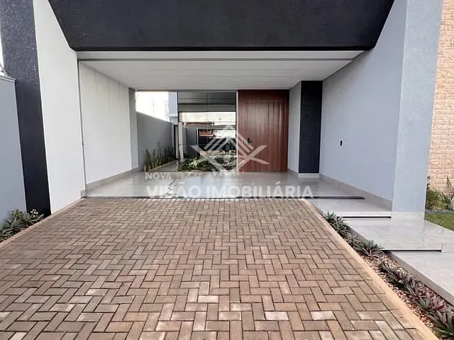 Casa com 420m², à venda, no bairro Recanto Suiço em Sinop
