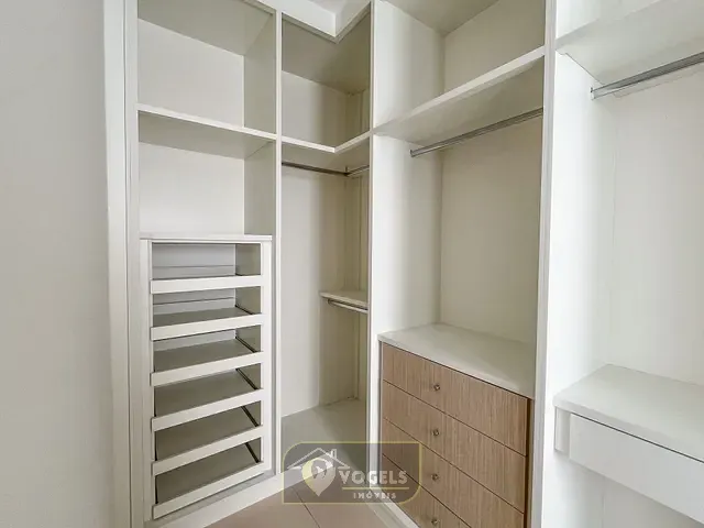 Casa 3 quartos e 6 banheiros, à venda, no bairro Residencial Portal do Sol em Holambra