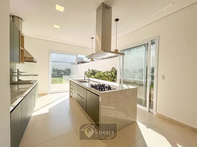 Casa 3 quartos e 6 banheiros, à venda, no bairro Residencial Portal do Sol em Holambra