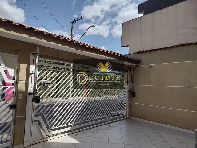 Casa com 200m², para alugar, no bairro Vila Augusta em Guarulhos